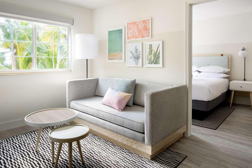 Comfort Suites Seven Mile Beach George Town Quarto foto